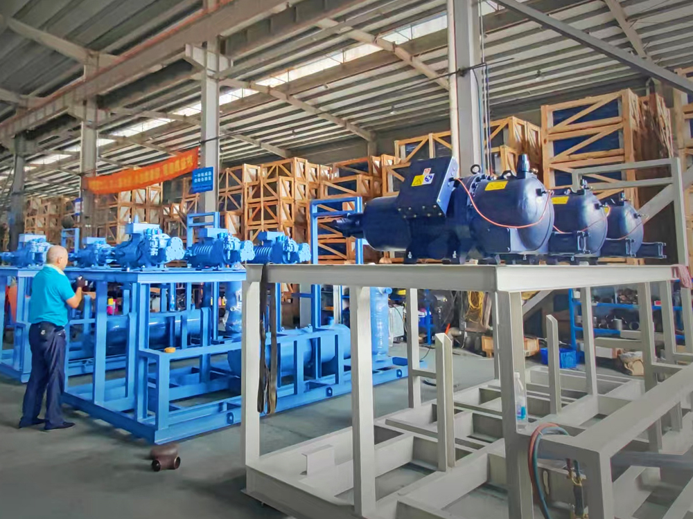 Unit kompresor sekrup multi-paralel yang disesuaikan